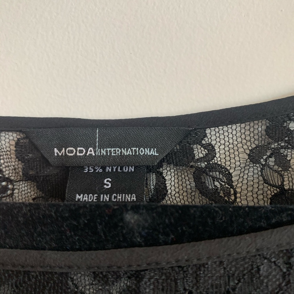 Moda International Lace Top - Picture 4 of 5